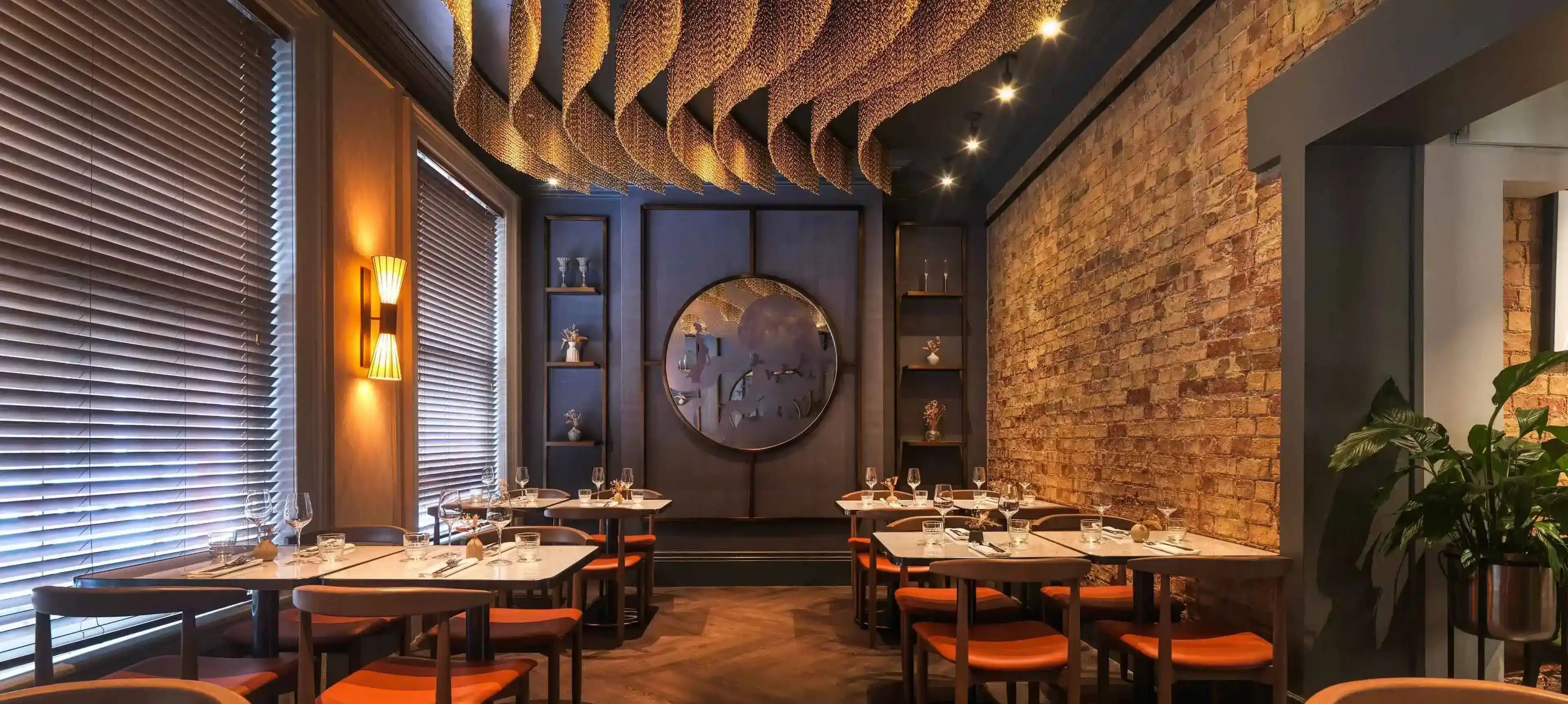 Cafe Equipment - Restaurant and cafe furniture